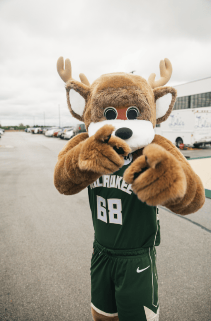 半岛体育官网-达拉斯独行侠vs密尔沃基雄鹿