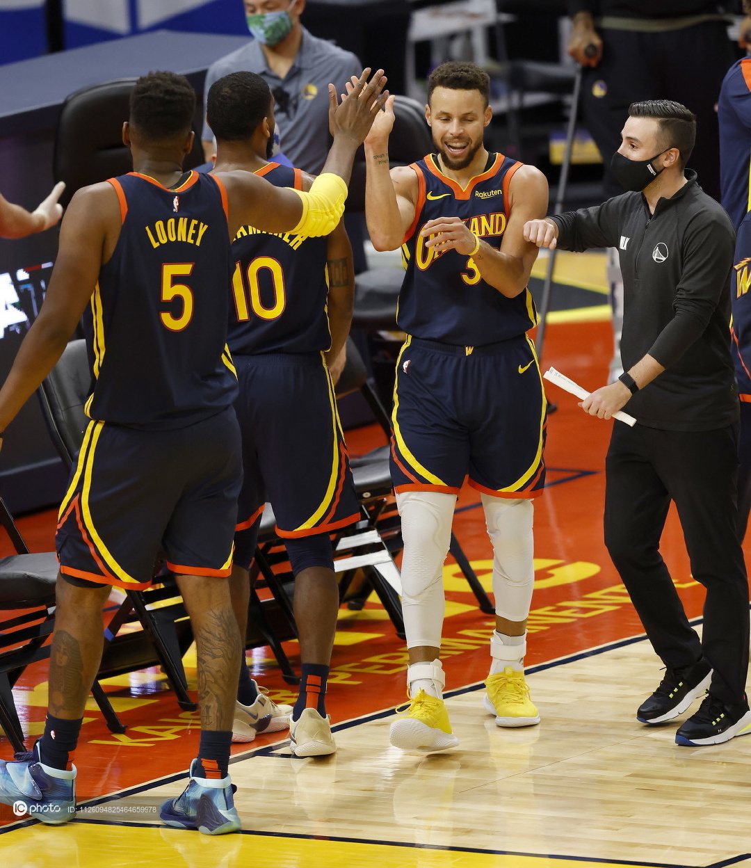 清晨明尼苏达森林狼调整名单以备欧联，临场应变环节打磨，引发热议，细节决定成败