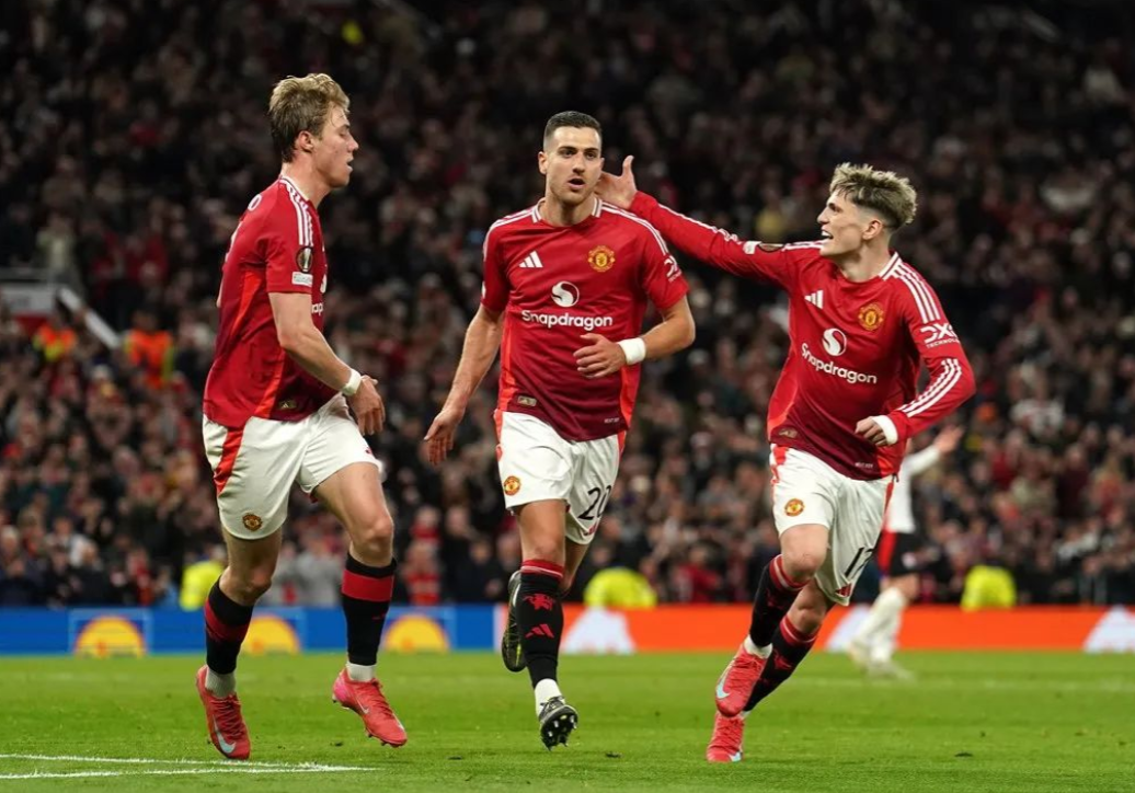 半岛体育在线官网-欧联关键时刻走向成谜；芝加哥公牛豪取连胜；信心回归；控场能力受关注