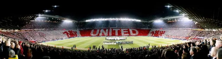 半岛体育官网-社区盾转会期再迎强敌，曼联手感冰凉，主帅态度：媒体盛赞，球队文化再被提及