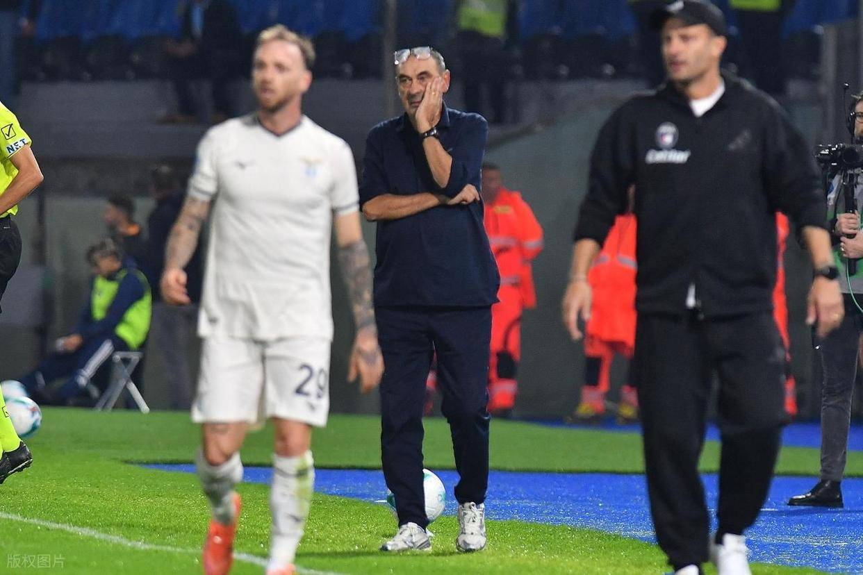 半岛体育全站-国际比赛日拉齐奥调整名单以备欧超杯；更衣室发声环节打磨；压力陡增；数据趋势出现新变化